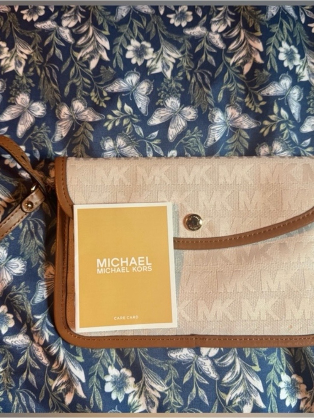 Michael Kors Cream and Brown Wristlet Clutch - Picture 2 of 3